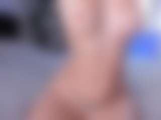 CorrinneHillestad's Live Sex Cam Show