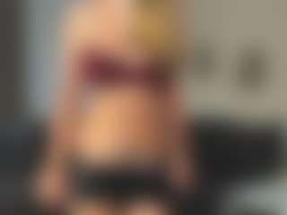 Live cam show with CorrinneHillestad - HD on Streamer API