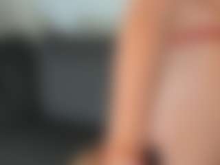 CorrinneHillestad's Live Sex Cam Show