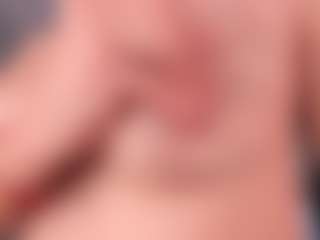 CorrinneHillestad's Live Sex Cam Show