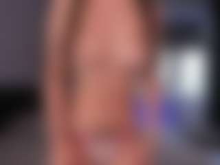 CorrinneHillestad's Live Sex Cam Show