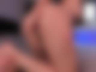 CorrinneHillestad's Live Sex Cam Show