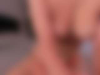 CorrinneHillestad's Live Sex Cam Show