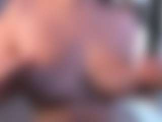CorrinneHillestad's Live Sex Cam Show