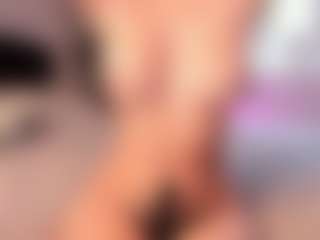 CorrinneHillestad's Live Sex Cam Show