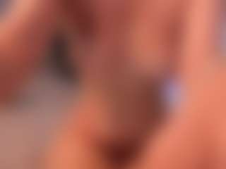 CorrinneHillestad's Live Sex Cam Show