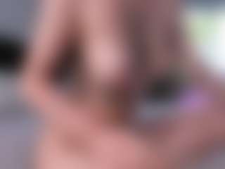 CorrinneHillestad's Live Sex Cam Show