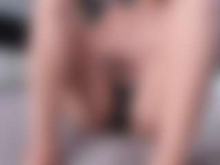Live cam show with CorrinneHillestad - Toys Teen (18+) on AdultVida.com