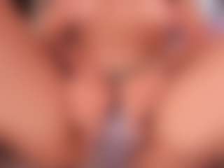 CorrinneHillestad's Live Sex Cam Show