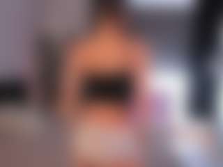 CorrinneHillestad's Live Sex Cam Show