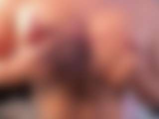 CorrinneHillestad's Live Sex Cam Show