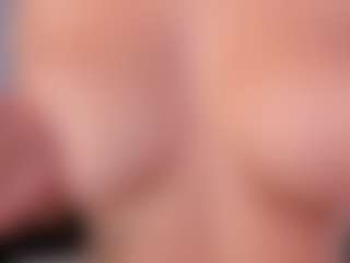 CorrinneHillestad's Live Sex Cam Show
