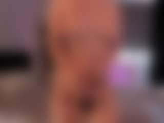 CorrinneHillestad's Live Sex Cam Show