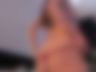 Live cam show with CorrinneHillestad - Teen (18+) on Camming Site