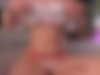 CorrinneHillestad's Live Sex Cam Show