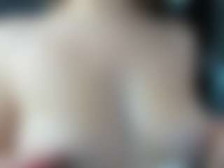 Live cam show with CorrinneHillestad - Facial on Milfs Live