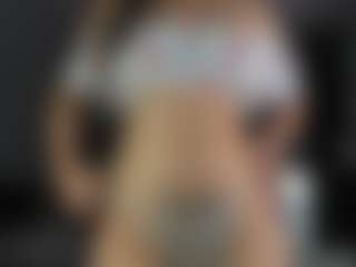 Live cam show with CorrinneHillestad - Gagging on crypto-cams