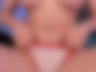 Live cam show with CorrinneHillestad - Spy Granny on CamSextacy