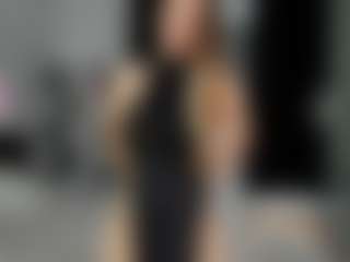 Live cam show with CorrinneHillestad - Gagging on Camsoda