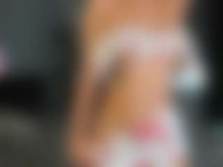 CorrinneHillestad's Live Sex Cam Show