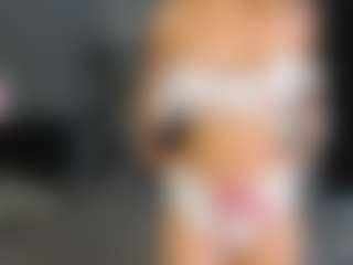 CorrinneHillestad's Live Sex Cam Show