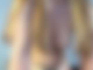 CorrinneHillestad's Live Sex Cam Show