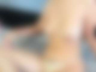Live cam show with CorrinneHillestad - Interactivetoy Granny on Hubzter Live