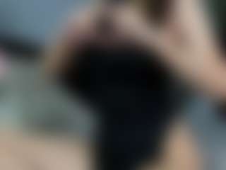 Live cam show with CorrinneHillestad - Brown Hair on Mixed Magazine Live