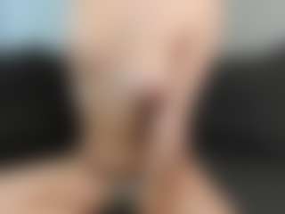 Live cam show with CorrinneHillestad - Tattoos Granny on Chatstar