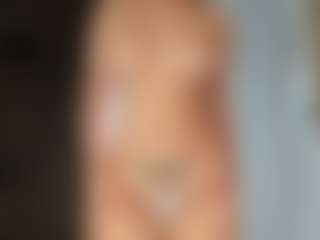 CorrinneHillestad's Live Sex Cam Show