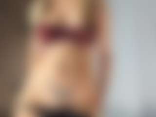 CorrinneHillestad's Live Sex Cam Show