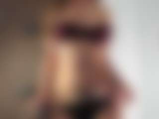 CorrinneHillestad's Live Sex Cam Show