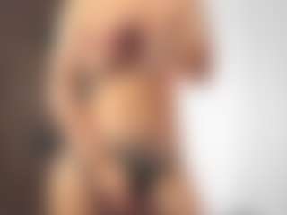 CorrinneHillestad's Live Sex Cam Show