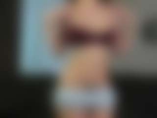 CorrinneHillestad's Live Sex Cam Show