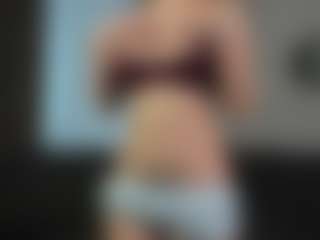 CorrinneHillestad's Live Sex Cam Show