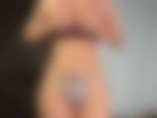 CorrinneHillestad's Live Sex Cam Show