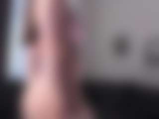 Live cam show with CorrinneHillestad - Squirt Big Tits on livesuperchat.net