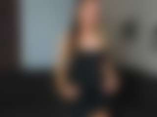Live cam show with CorrinneHillestad - Twerk on Dolls Live