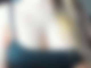 CorrinneHillestad's Live Sex Cam Show