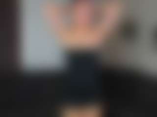 Live cam show with CorrinneHillestad - Sexy on Dolls Live