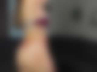 CorrinneHillestad's Live Sex Cam Show