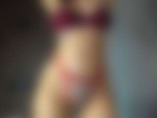 CorrinneHillestad's Live Sex Cam Show
