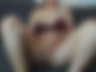 CorrinneHillestad's Live Sex Cam Show
