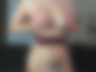 CorrinneHillestad's Live Sex Cam Show