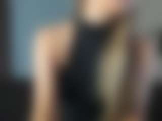Live cam show with CorrinneHillestad - Granny Squirt on madthumbs