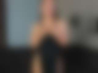 Live cam show with CorrinneHillestad - Gagging on Camsoda