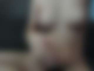CorrinneHillestad's Live Sex Cam Show