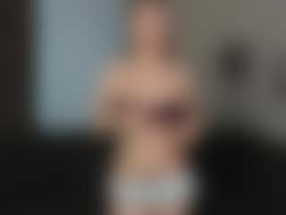 CorrinneHillestad's Live Sex Cam Show