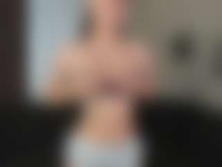 CorrinneHillestad's Live Sex Cam Show