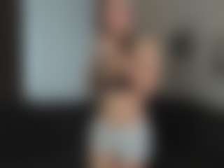 CorrinneHillestad's Live Sex Cam Show